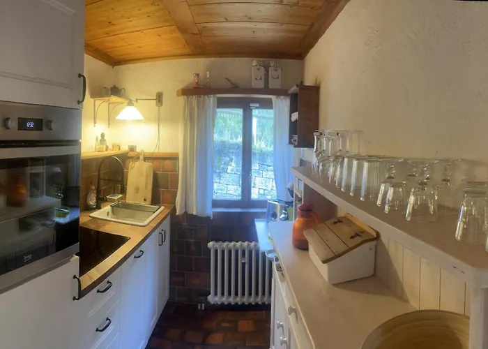 Ferienhaus Kobolzeller Schloesschen A.D.Weinsteige